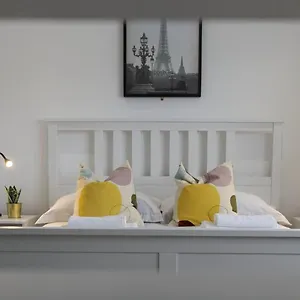 https://hope-apartments-tullymore.belfasthotelsireland.com