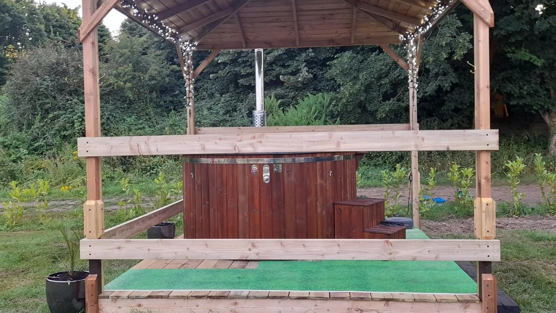 Luksustelt Lower Haven Shepherds Hut Bath